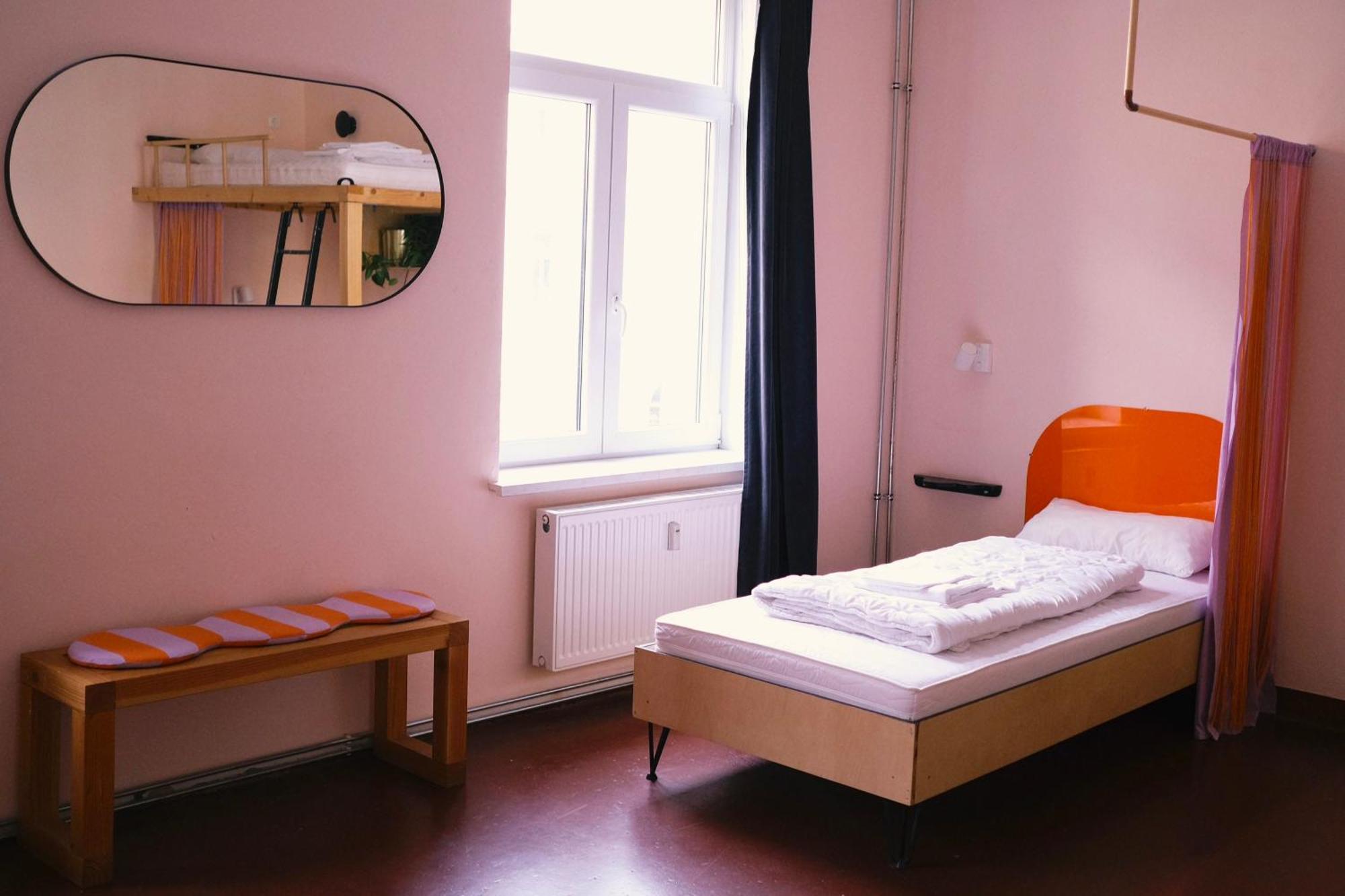 Hostel & Garten Eden Leipzig Eksteriør billede