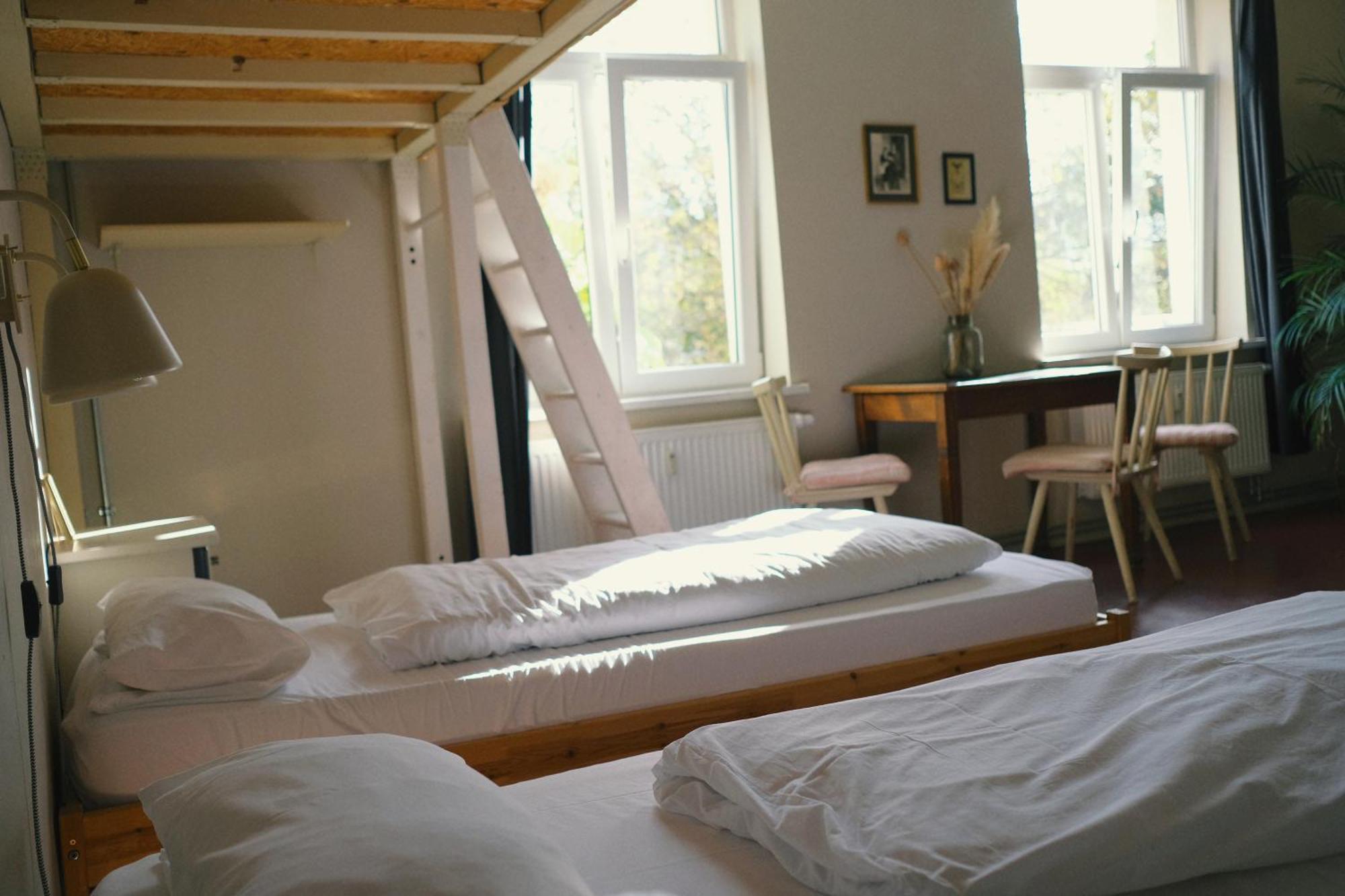 Hostel & Garten Eden Leipzig Eksteriør billede